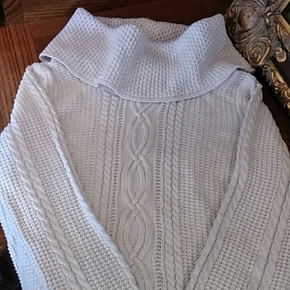 Jeanne Pierre Sweater - Picture 1 of 5